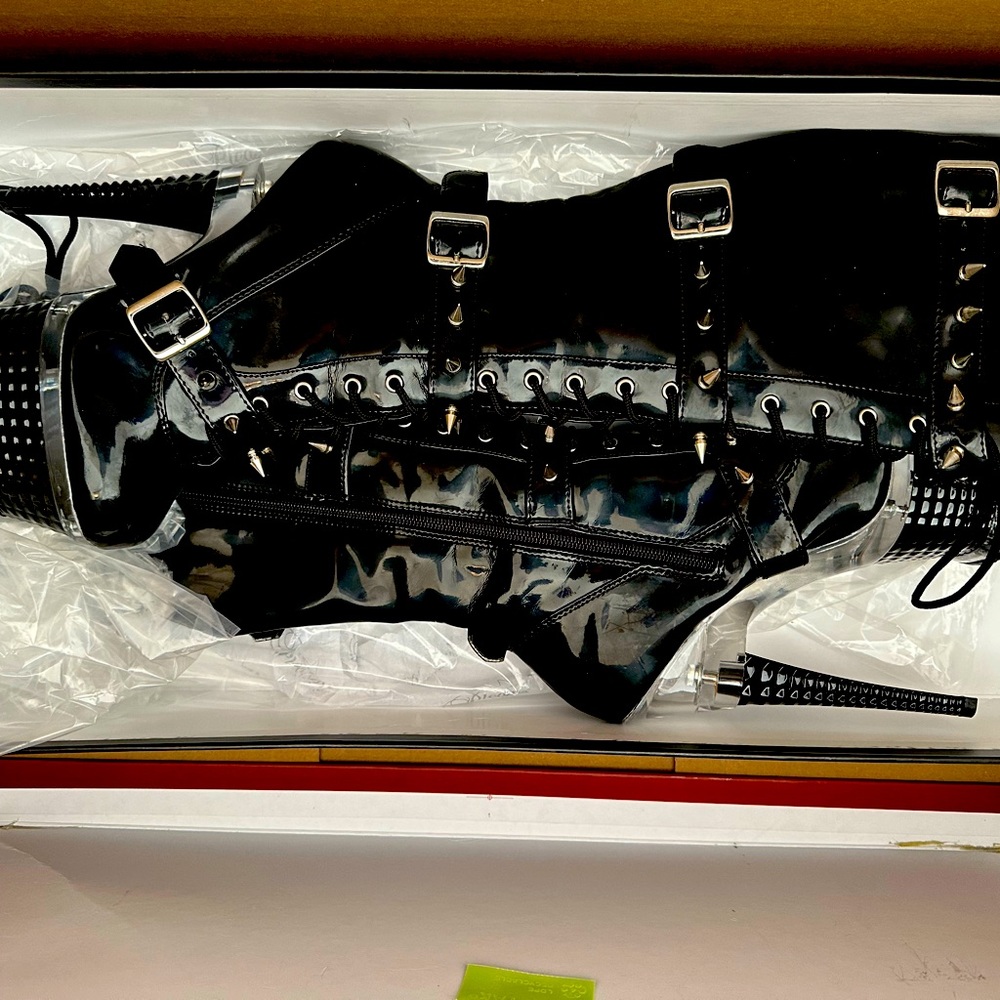 Pleaser Heels Illusion Spike Platform Boots